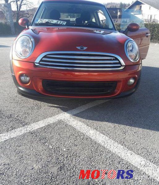 2011' MINI Cooper Cooper D photo #2