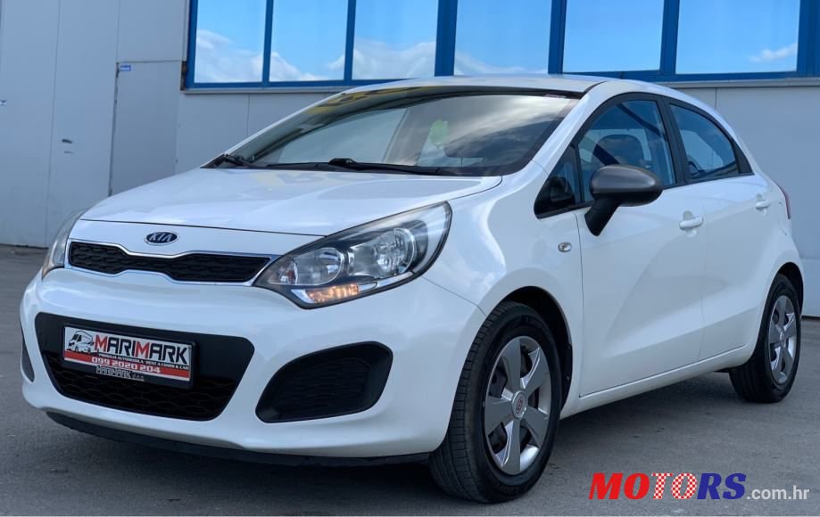 2012' Kia Rio photo #3