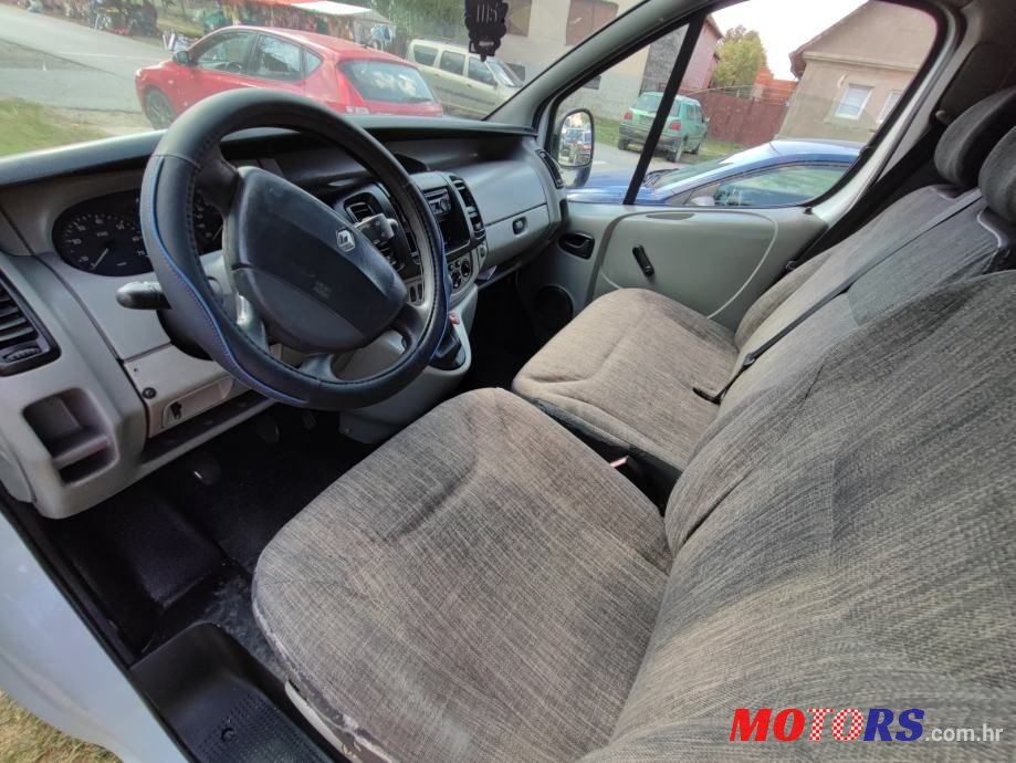 2012' Hyundai i30 1.6 Crdi photo #6