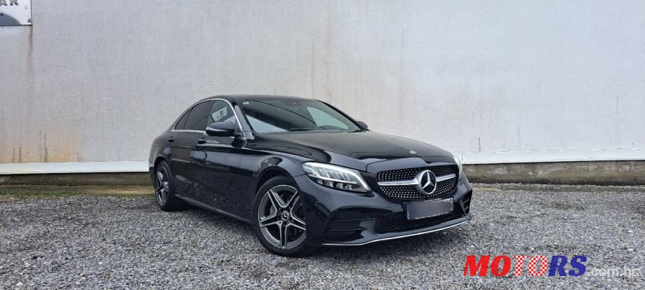 2019' Mercedes-Benz C-Klasa 180 D Amg photo #3