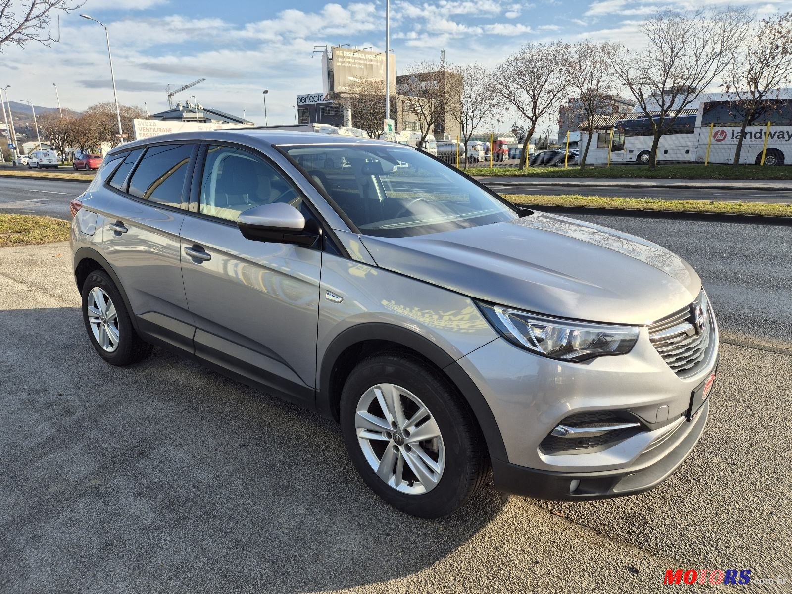 2019' Opel Grandland 1,5 Cdti photo #1