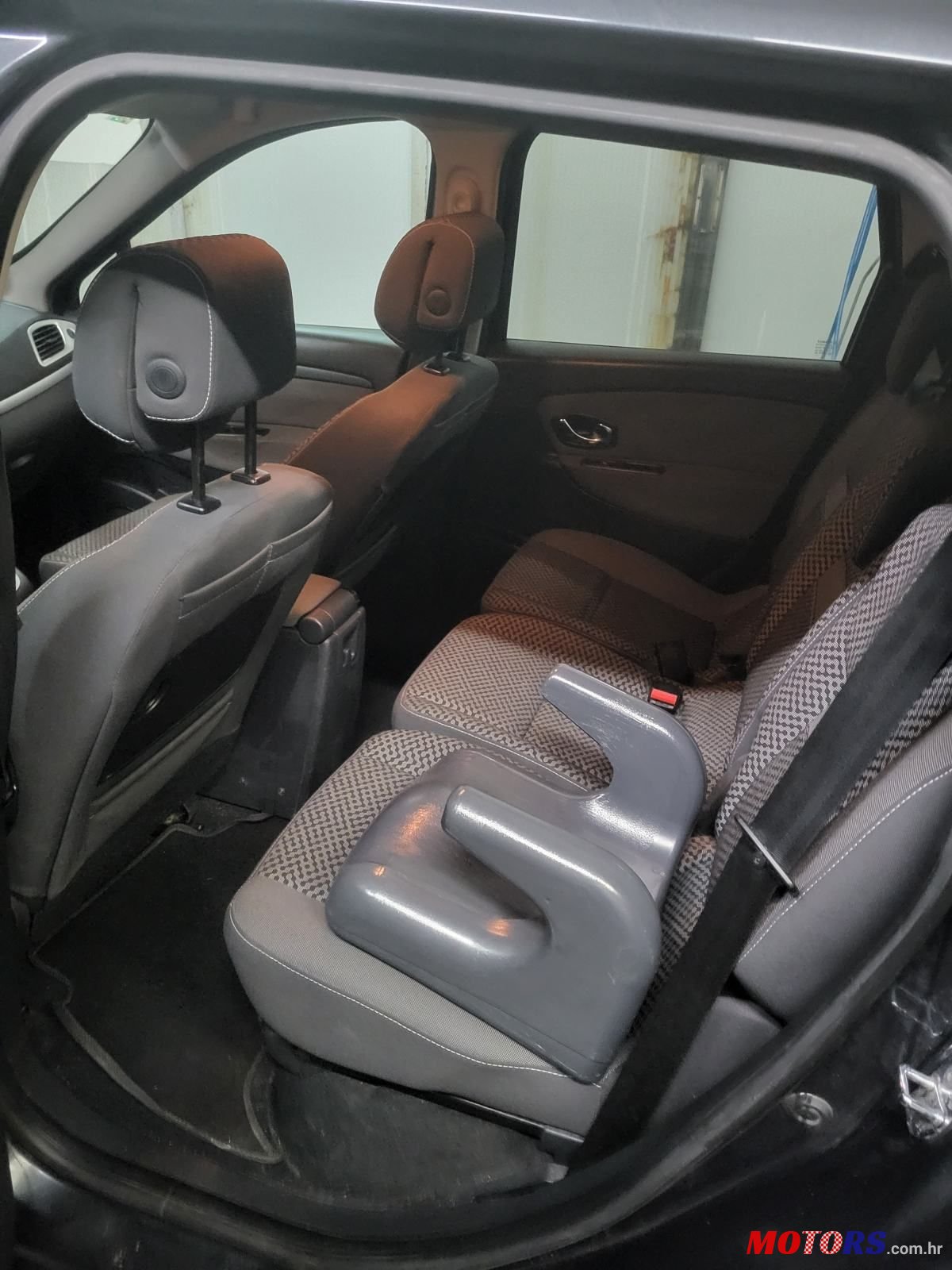 2011' Renault Scenic 1,5 Dci photo #4