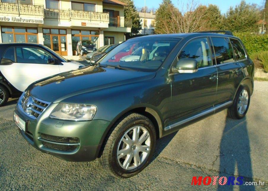 2005' Volkswagen Touareg 3,0 V6 Tdi photo #1