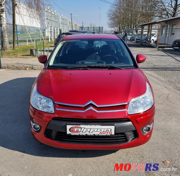 2010' Citroen C4 1,6 Hdi photo #2