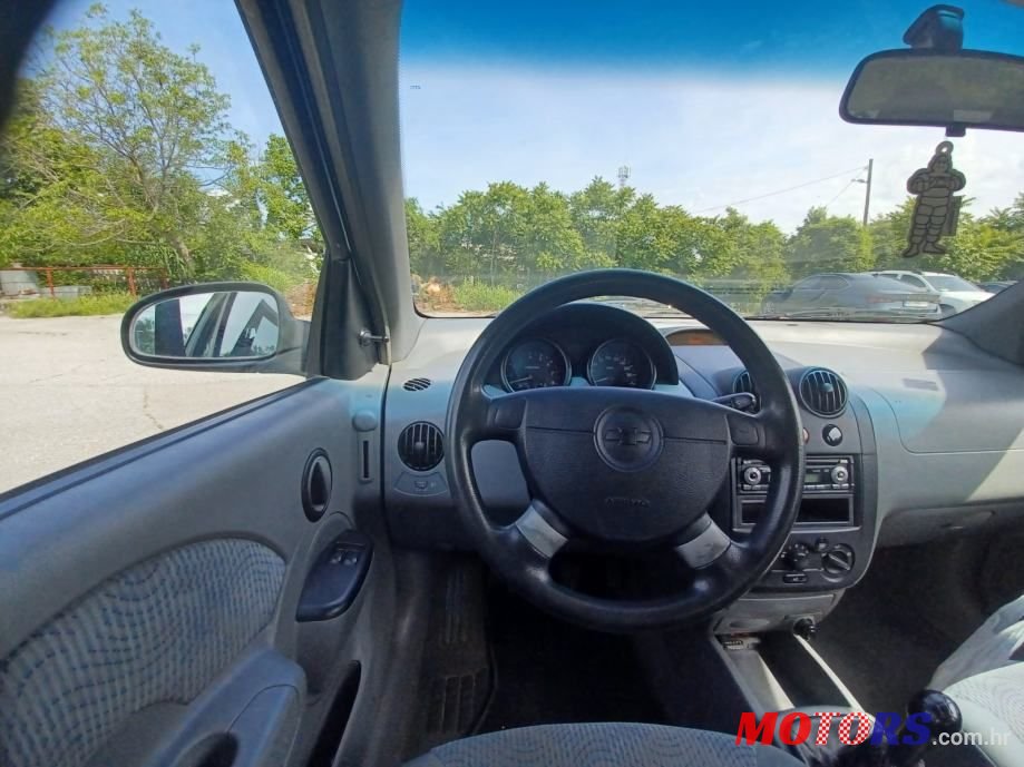2005' Chevrolet Kalos 1,2 photo #2