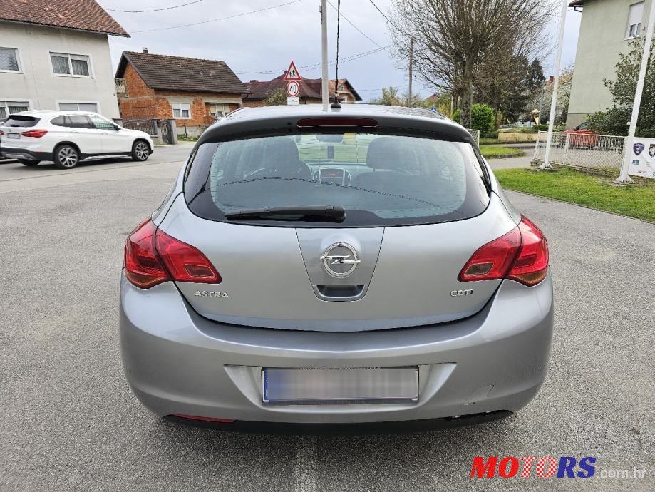 2011' Opel Astra 1,7 Cdti photo #6