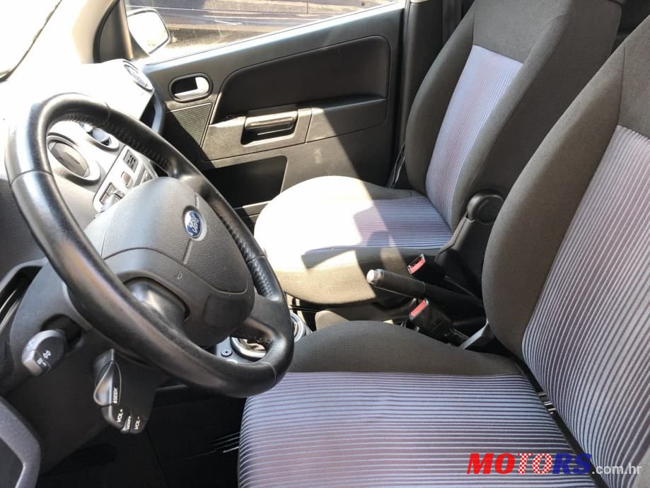 2009' Ford Fusion photo #6