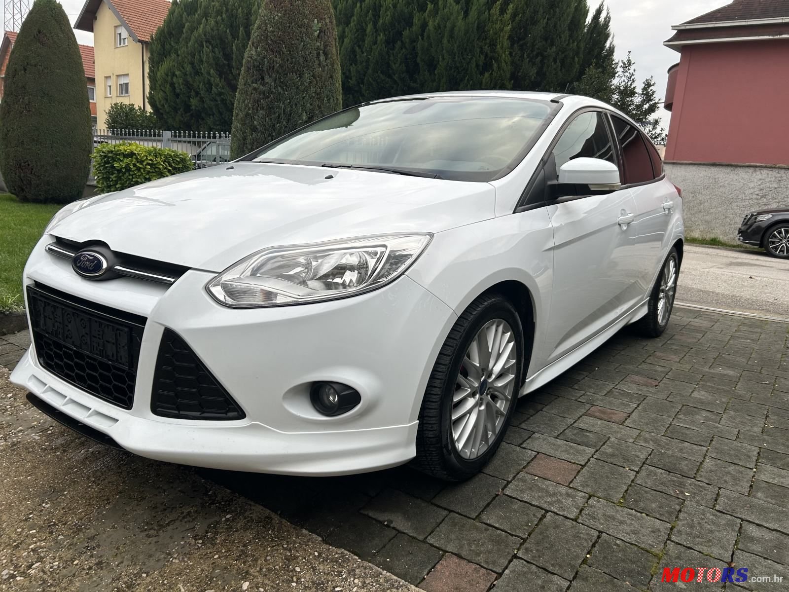 2013' Ford Focus 1,0 Sport photo #2