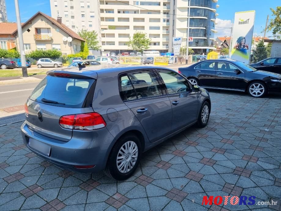 2011' Volkswagen Golf 6 1,6 Tdi photo #4