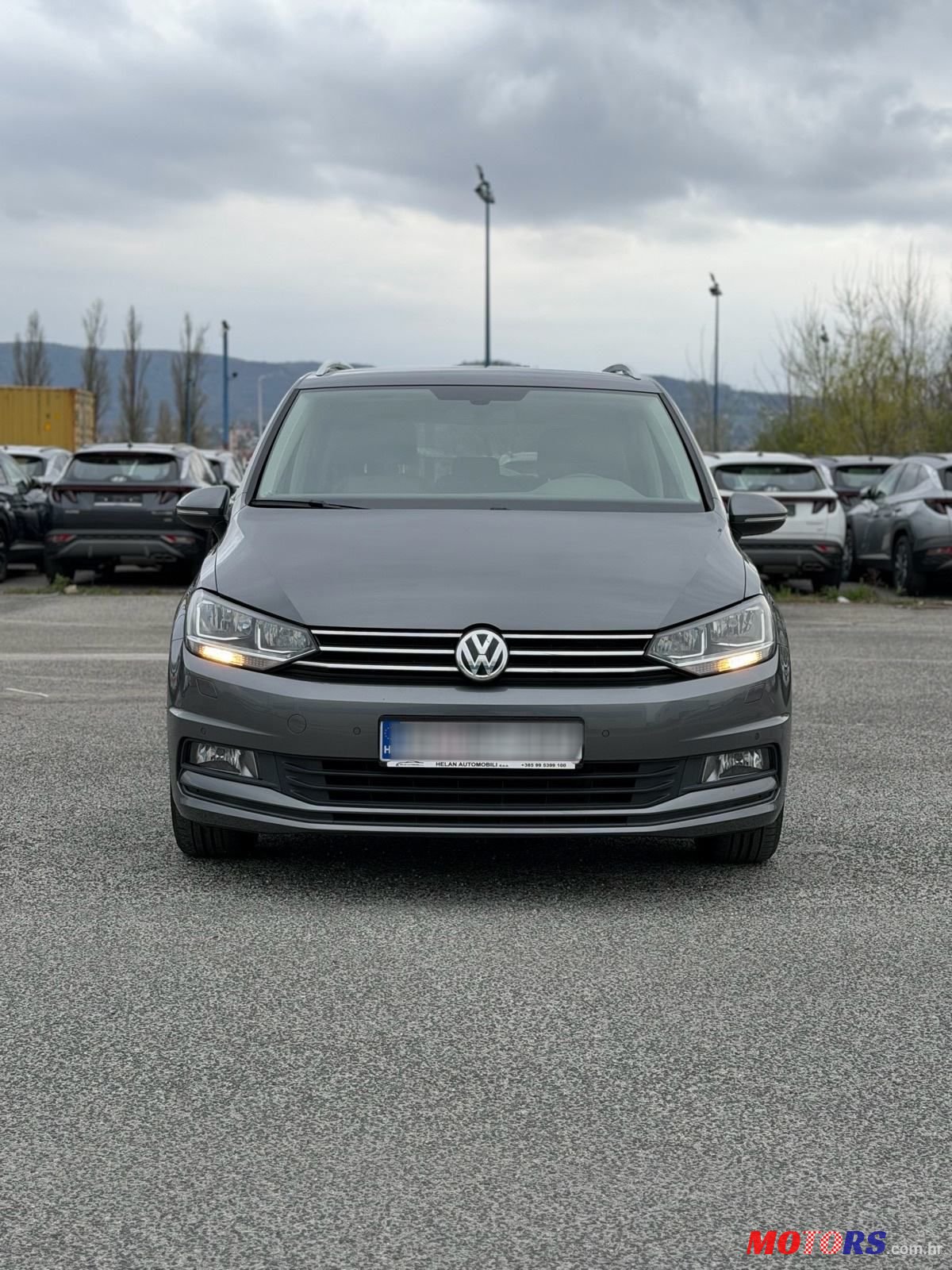 2017' Volkswagen Touran 1,6 Tdi photo #2