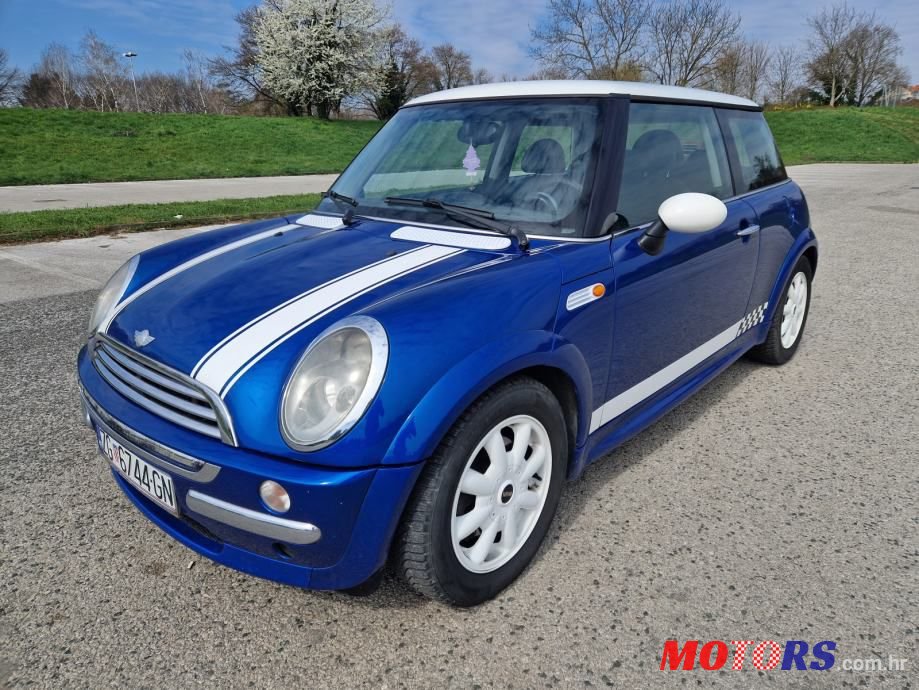 2006' MINI One 1.4D photo #1