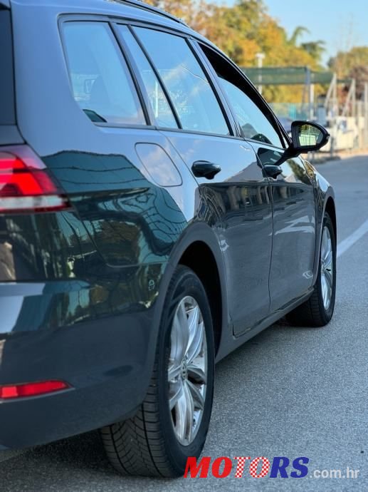 2018' Volkswagen Golf VII Variant photo #5