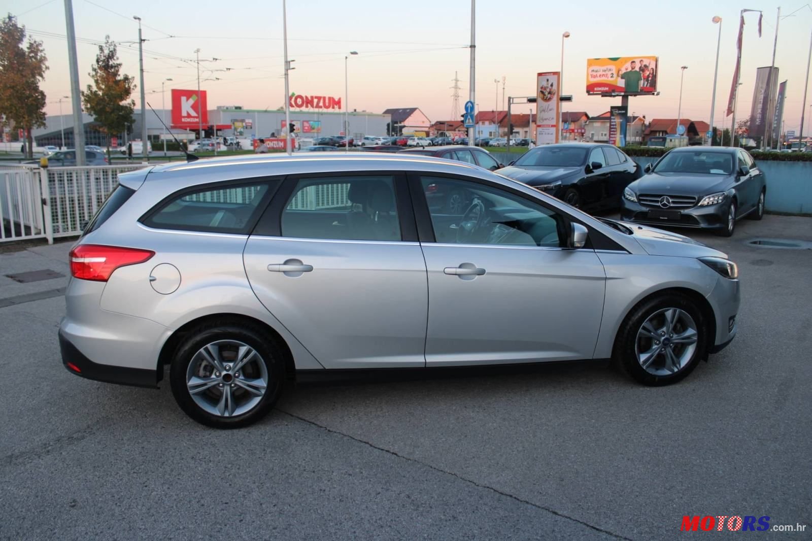 2016' Ford Focus Karavan photo #4