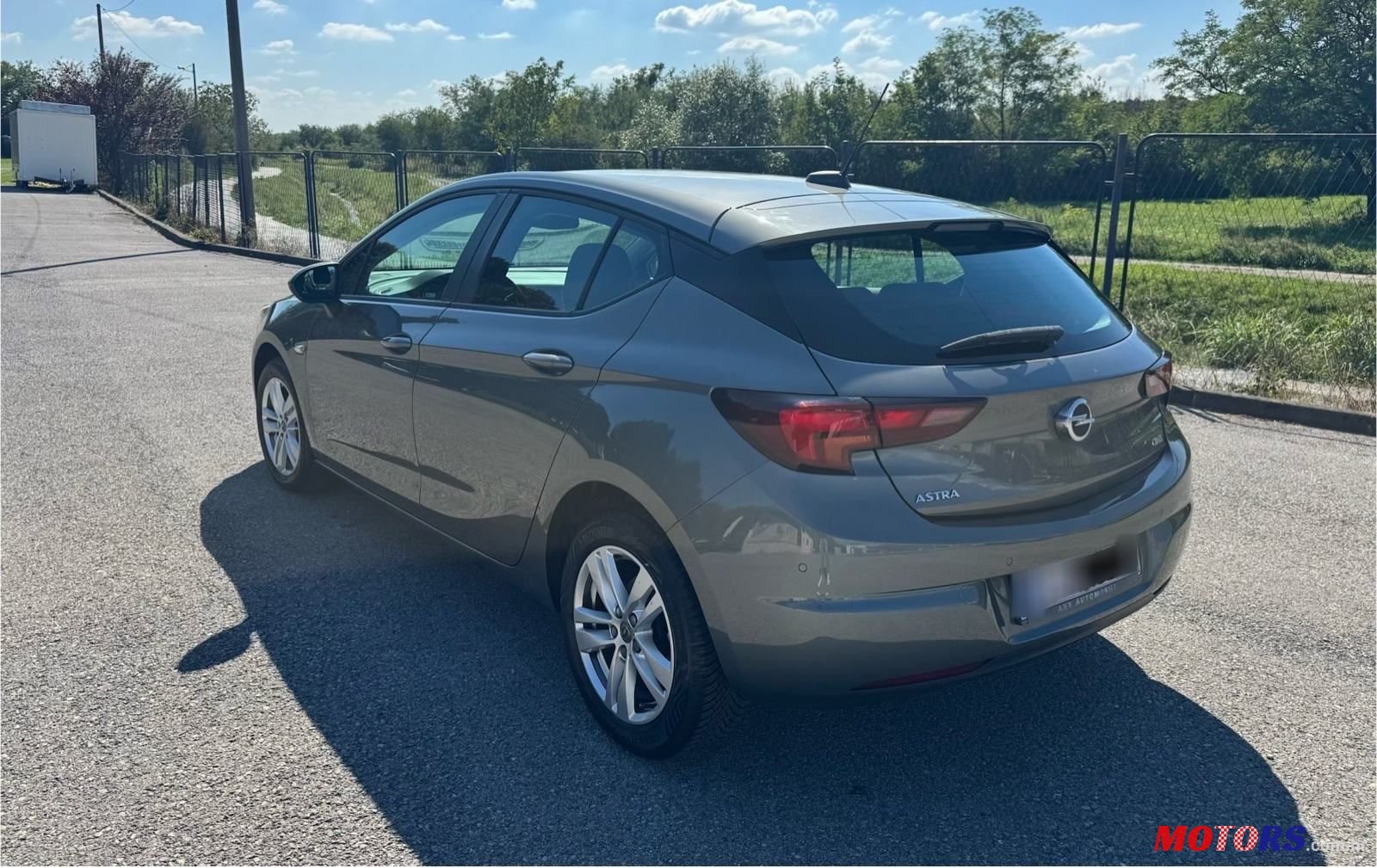 2018' Opel Astra 1.6 Cdti photo #2