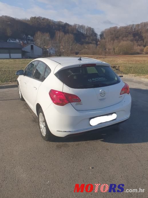 2014' Opel Astra 1.7 Cdti photo #2