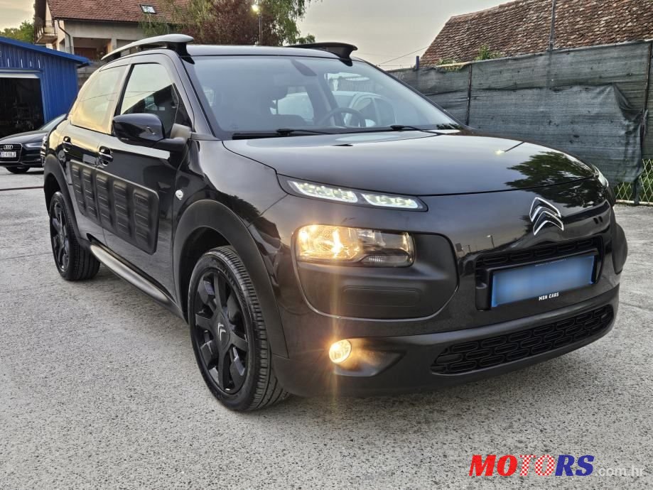 2016' Citroen C4 Cactus 1,6 Bluehdi photo #6