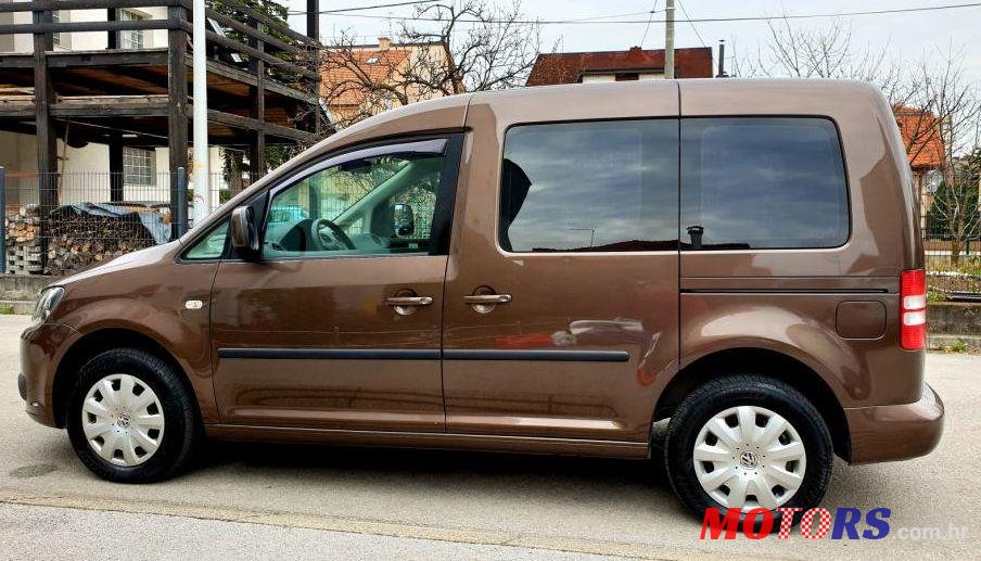 2012' Volkswagen Caddy 1,6 Tdi photo #2