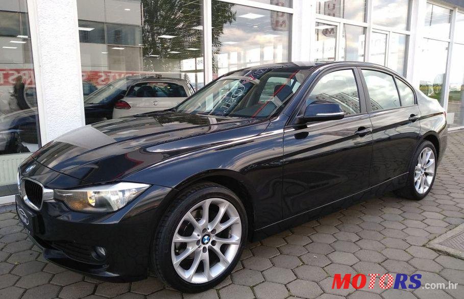 2012' BMW Serija 3 316D photo #1