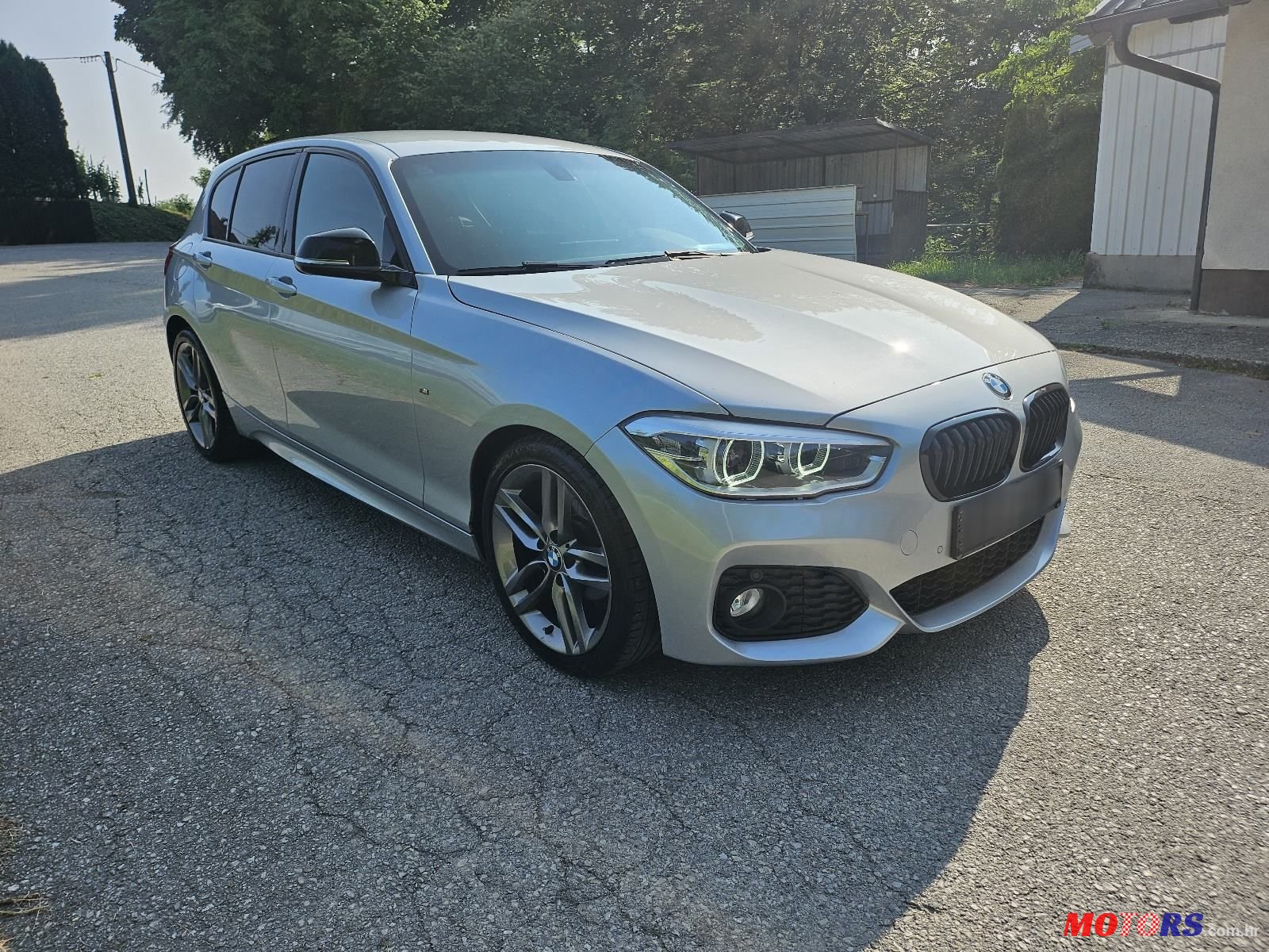 2016' BMW Serija 1 118D photo #2