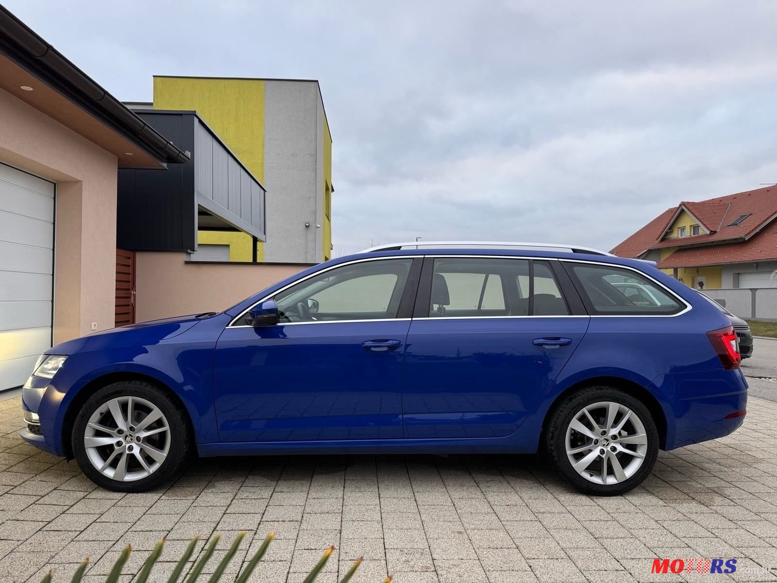 2020' Skoda Octavia Combi photo #4