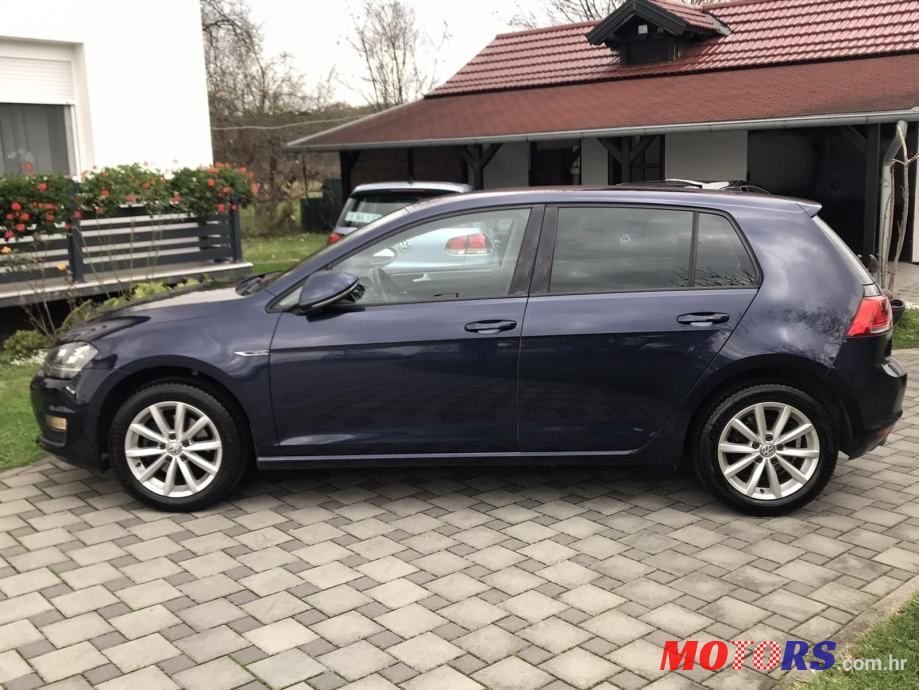 2015' Volkswagen Golf 7 1,6 Tdi photo #4