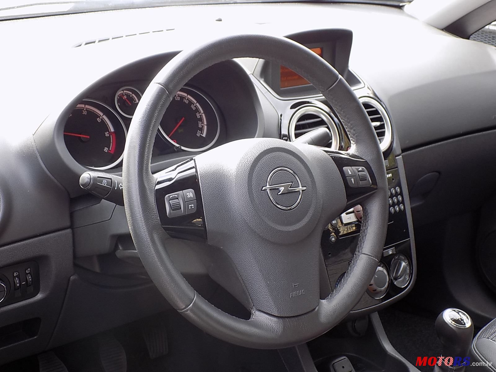 2014' Opel Corsa 1.3 Cdti photo #5