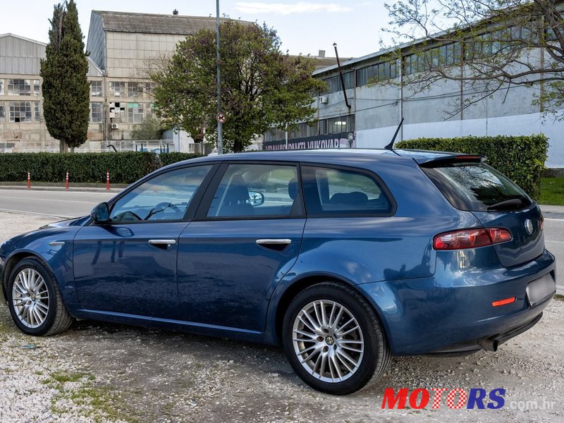 2008' Alfa Romeo 159 Sw photo #2