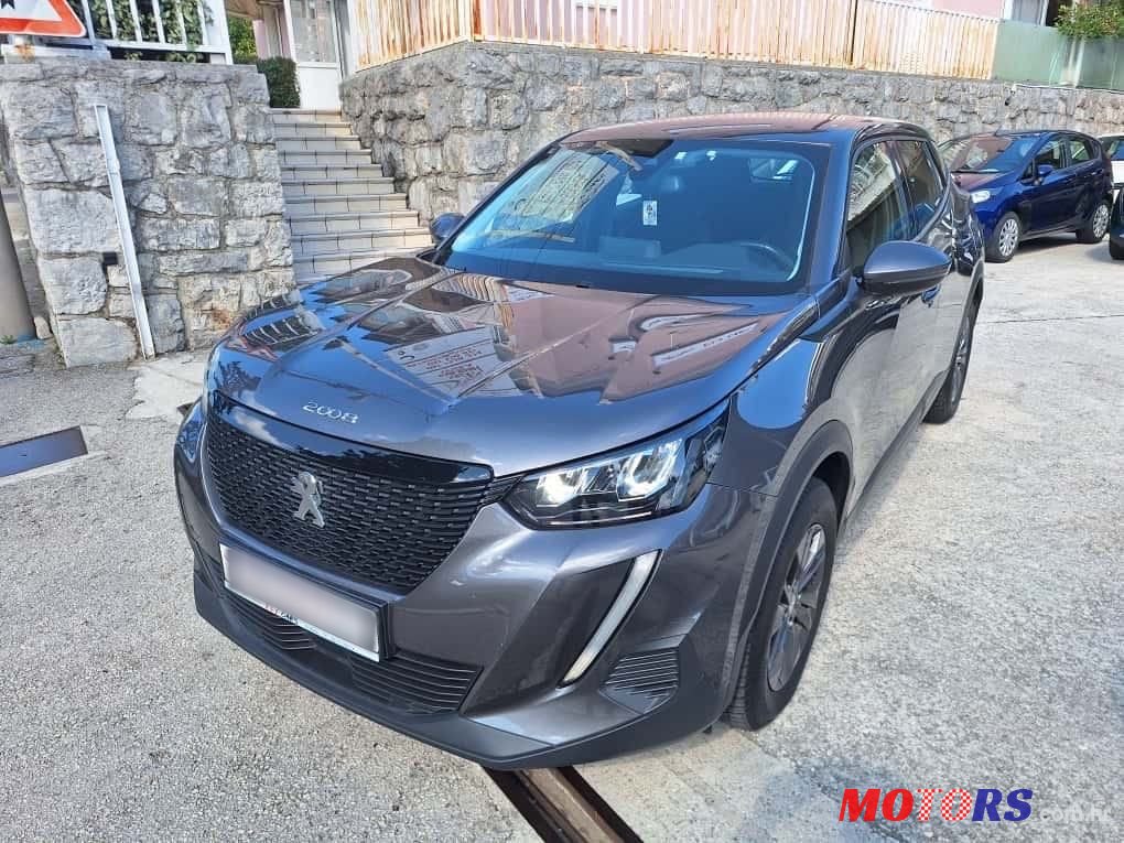 2022' Peugeot 2008 1,5 photo #1
