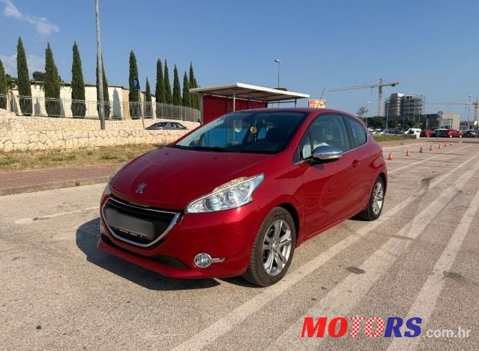2015' Peugeot 208 1,6 E-Hdi photo #4