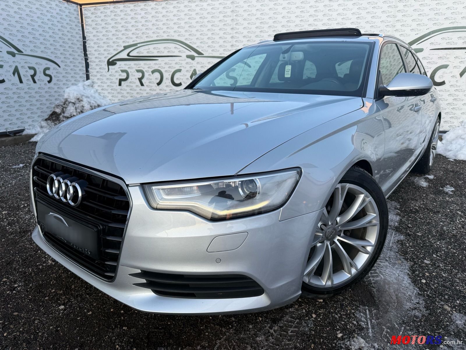 2012' Audi A6 Avant photo #2
