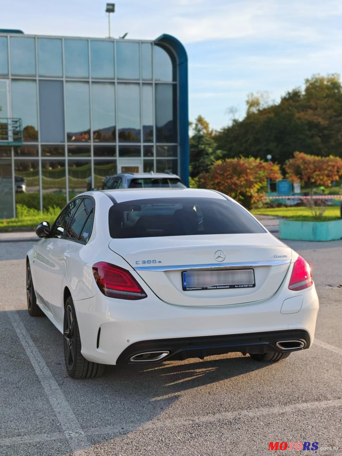 2021' Mercedes-Benz C-Klasa C300E photo #3