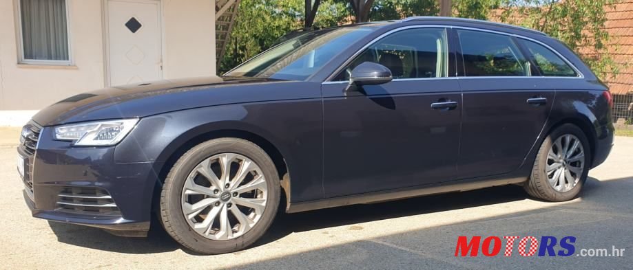 2016' Audi A4 Avant photo #4