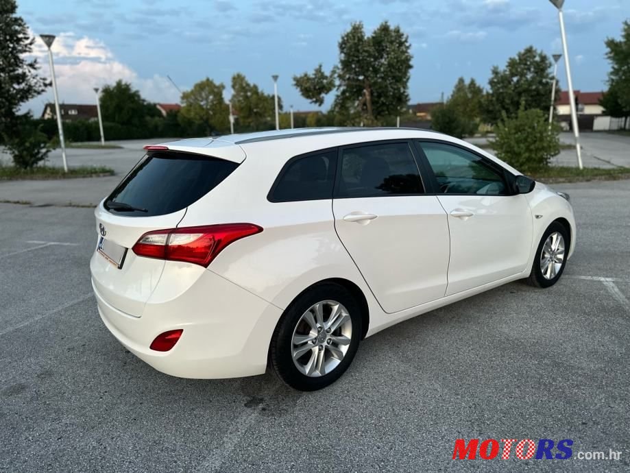 2014' Hyundai i30 1,6 Crdi photo #4