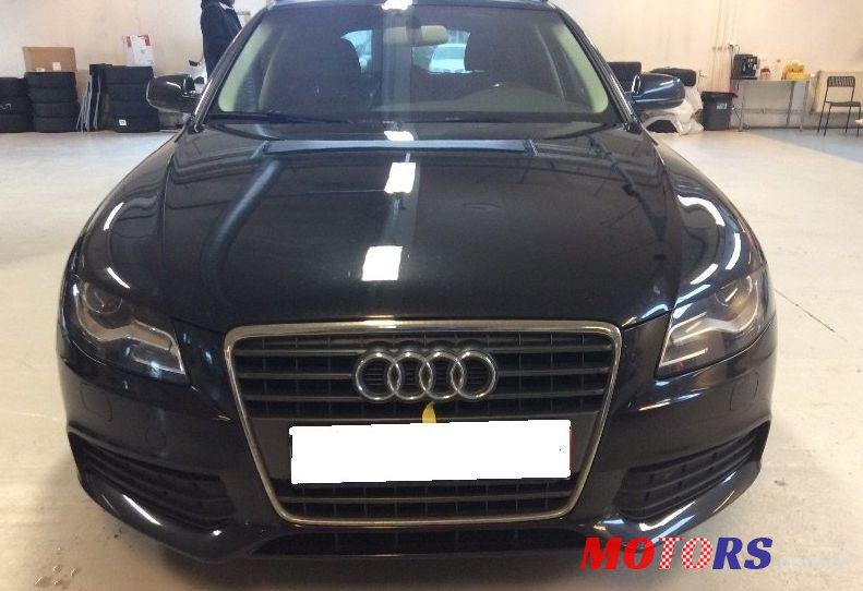 2011' Audi A4 Avant photo #4