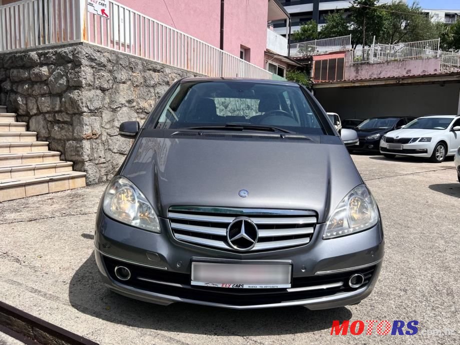 2010' Mercedes-Benz A-Klasa 160 photo #6