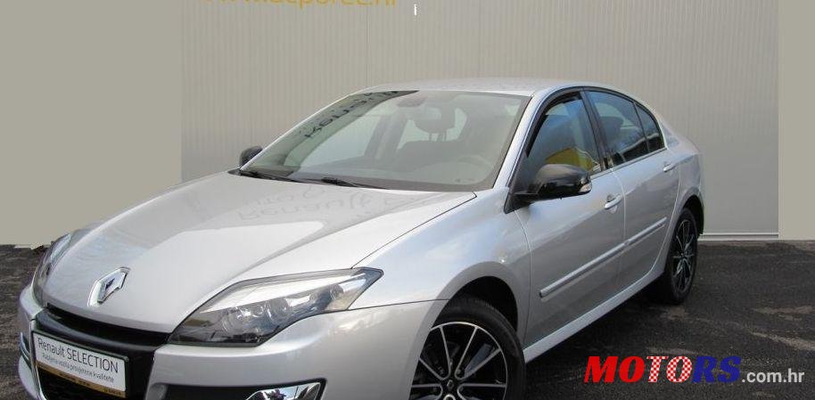 2013' Renault Laguna photo #2