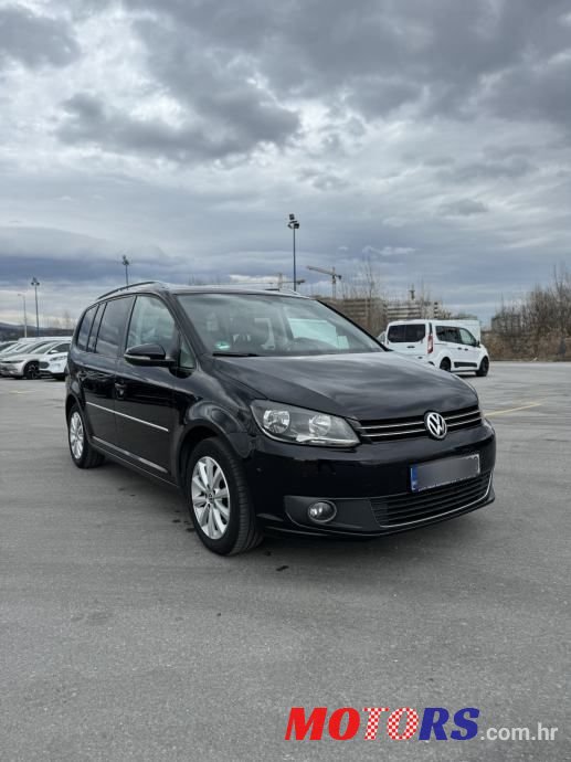2012' Volkswagen Touran 1,6 Tdi photo #3