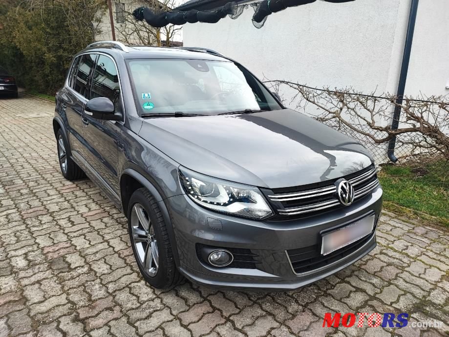 2014' Volkswagen Tiguan photo #2