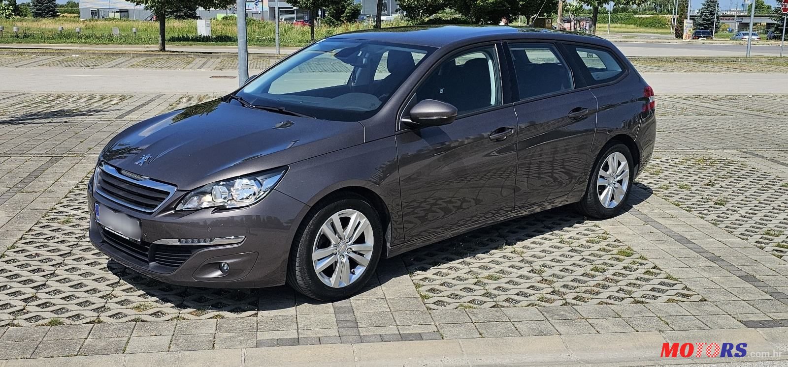2015' Peugeot 308 Sw photo #2