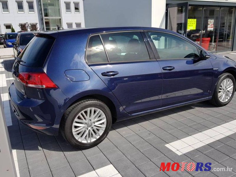 2014' Volkswagen Golf VII 1,6 Tdi Bmt photo #2