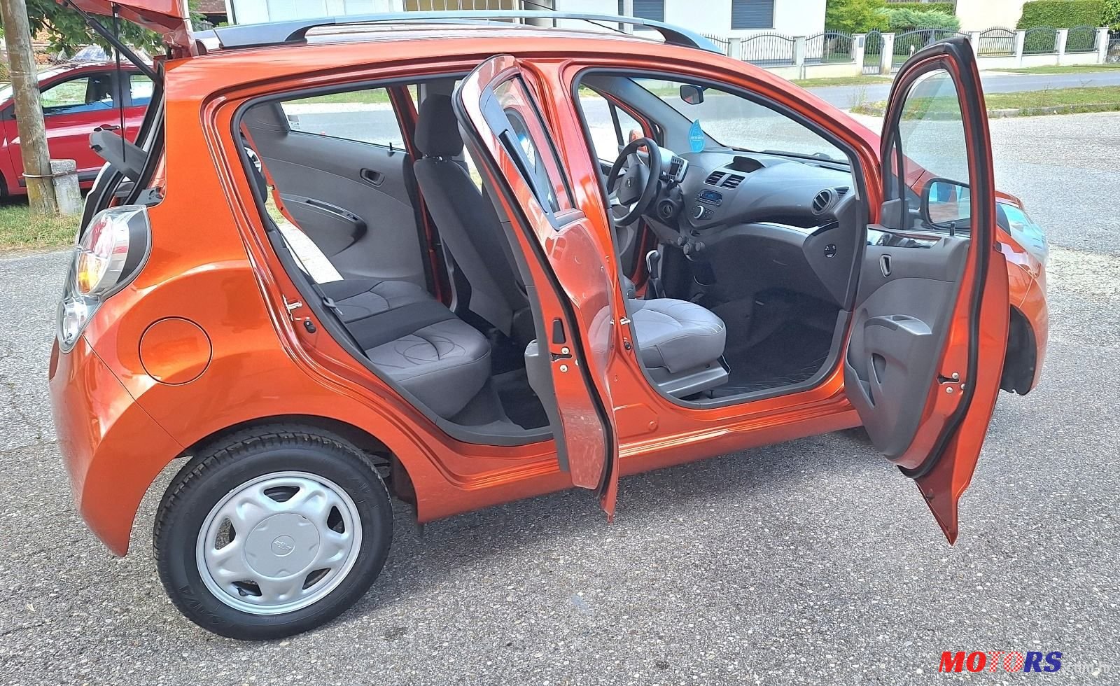 2011' Chevrolet Spark Spark 1,0 16V photo #5