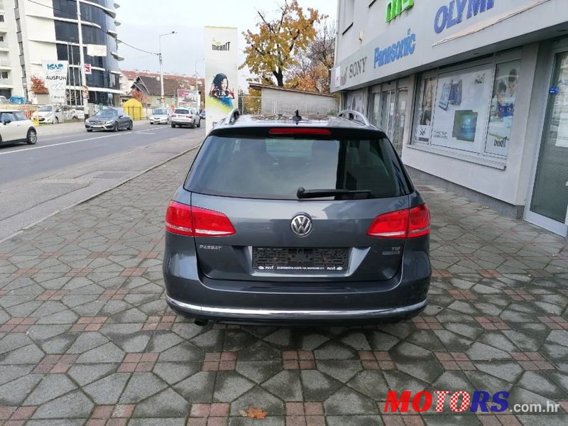 2013' Volkswagen Passat Variant photo #5