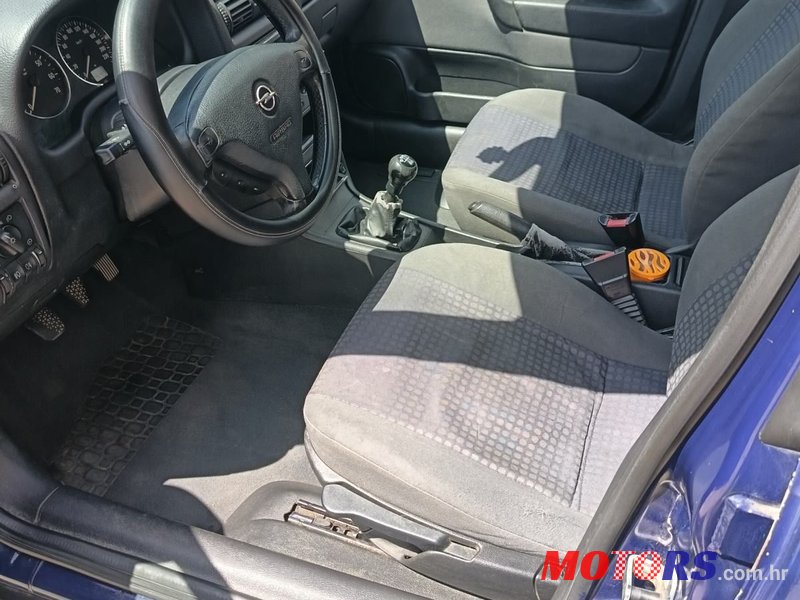 2003' Opel Astra 1,6 photo #1