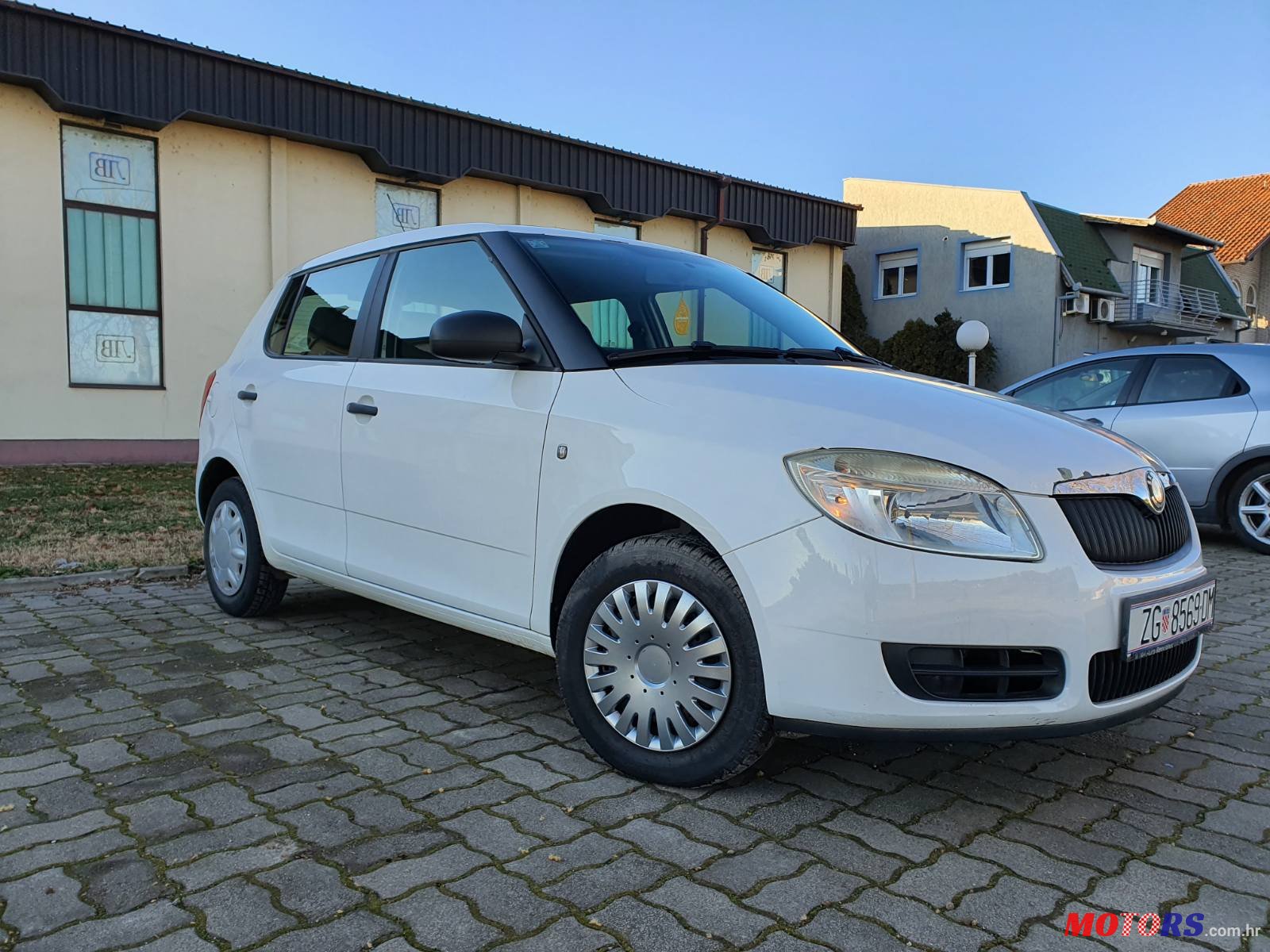 2008' Skoda Fabia photo #3