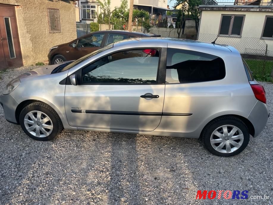 2007' Renault Clio 1,2 16V photo #5