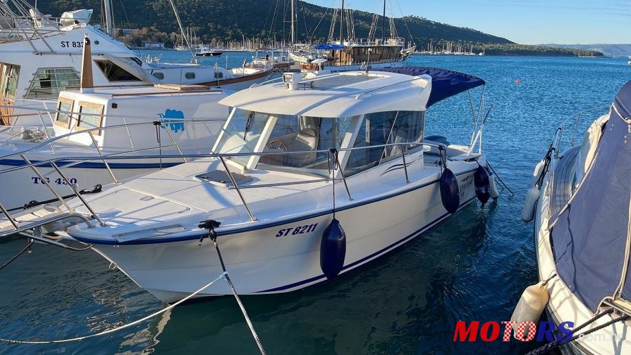 2011' Ocqueteau 725 photo #1