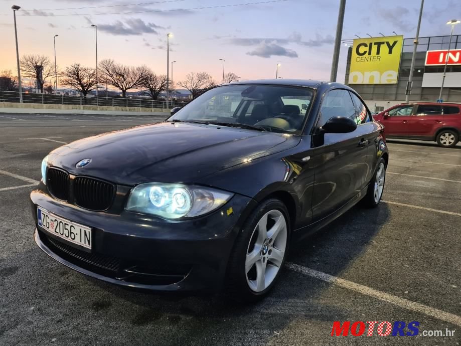 2009' BMW Serija 1 120D photo #1