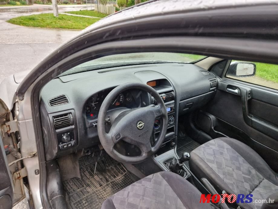 2000' Opel Astra 1,7 Dt photo #6
