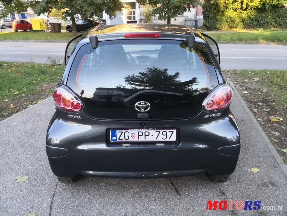 2011' Toyota Aygo 1,0 Vvt-I photo #5