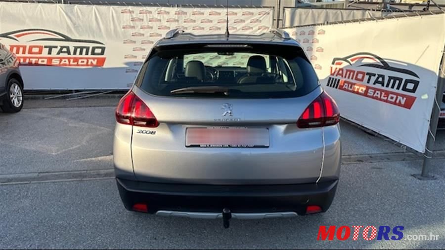 2018' Peugeot 2008 1,2 photo #6